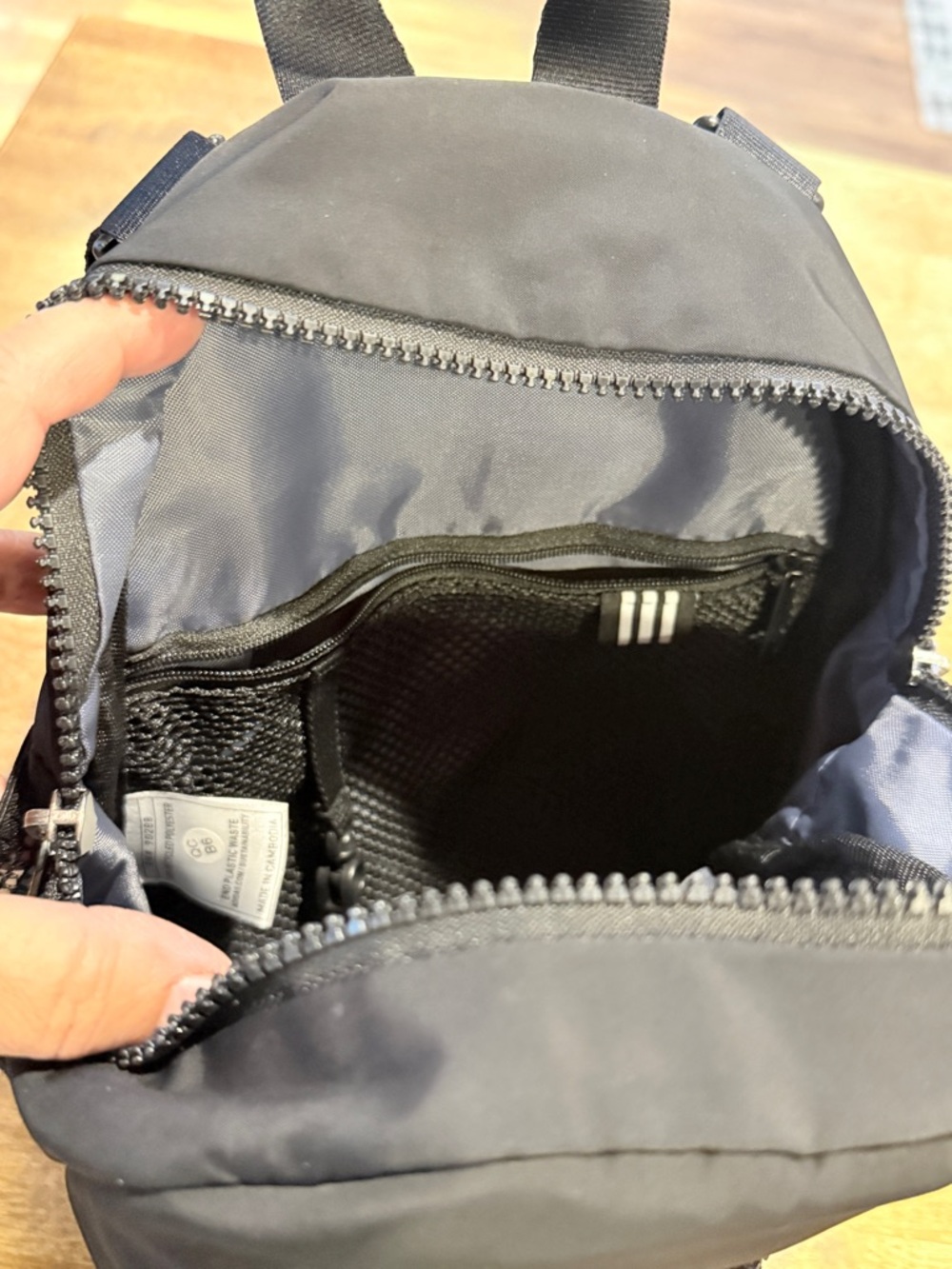Adidas mini backpack - Picture 8 of 10
